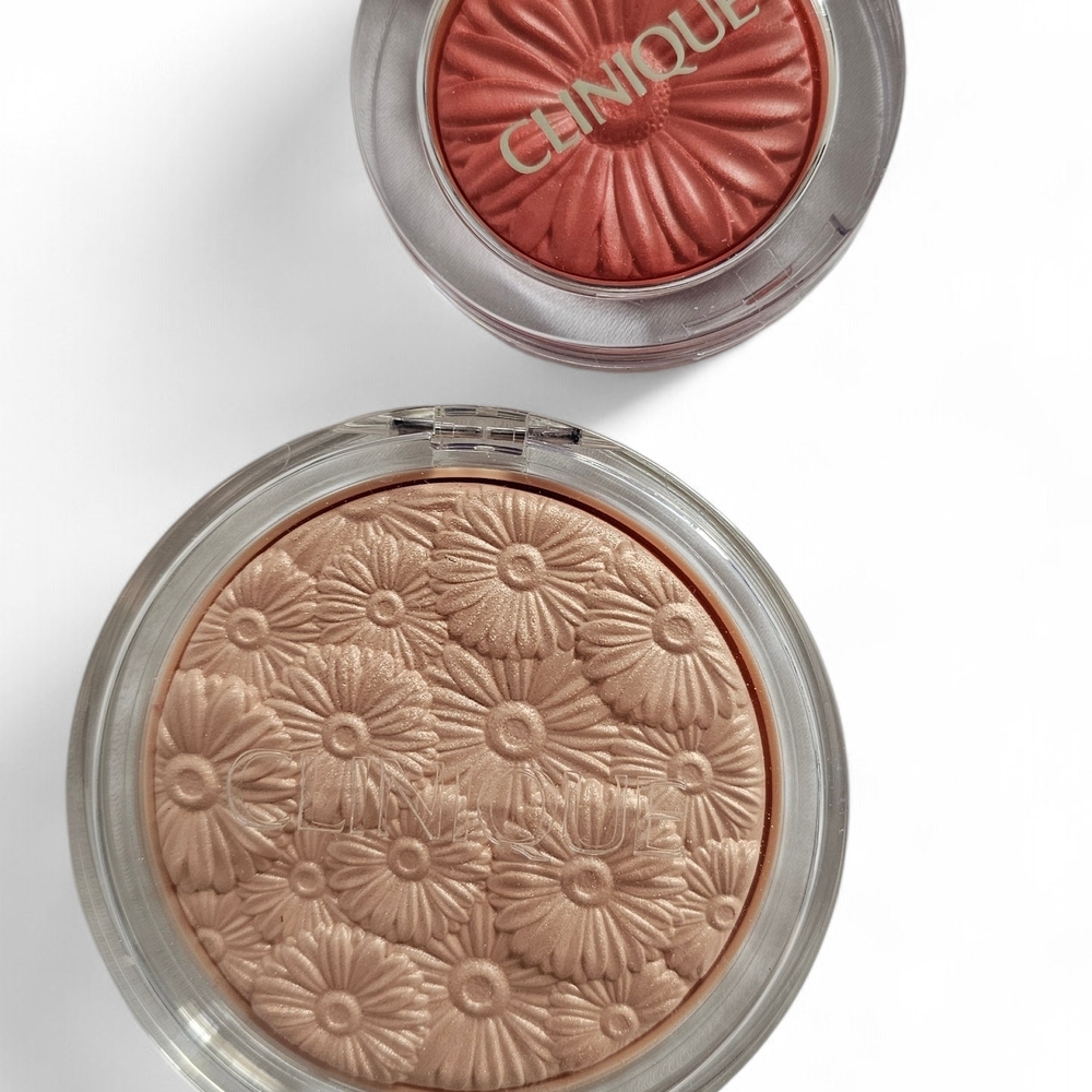 New Unused Clinique Blush & Highlighter Set in Lunar Pop and Peach Pop